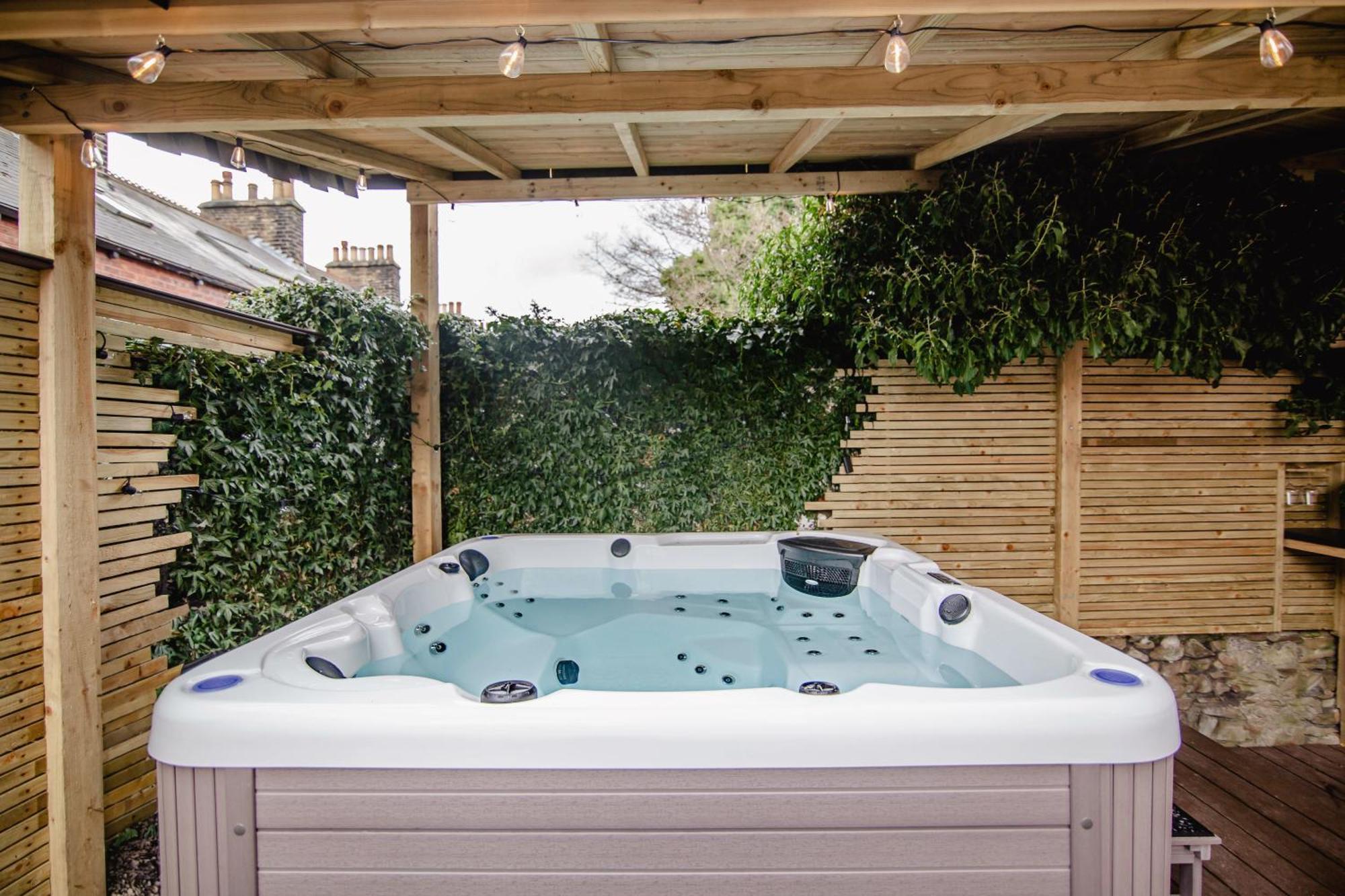 Modern Central Luxury Home With Hot Tub Sauna 11Ppl Sheffield Exterior photo